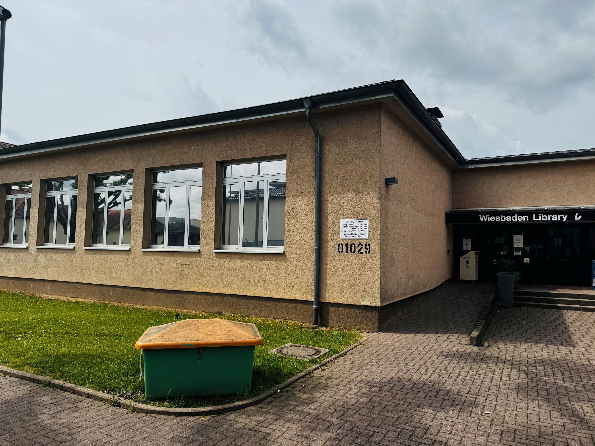 WI-LIBRARY-Facility2.jpg